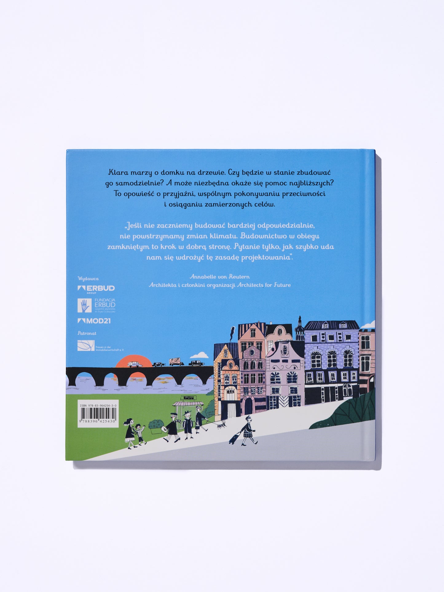 Książeczka "Klara buduje domek na drzewie" by MOD21 PL