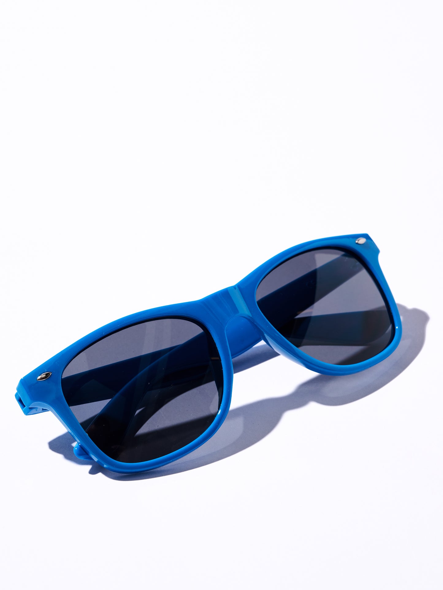 Okulary przeciwsłoneczne niebieskie